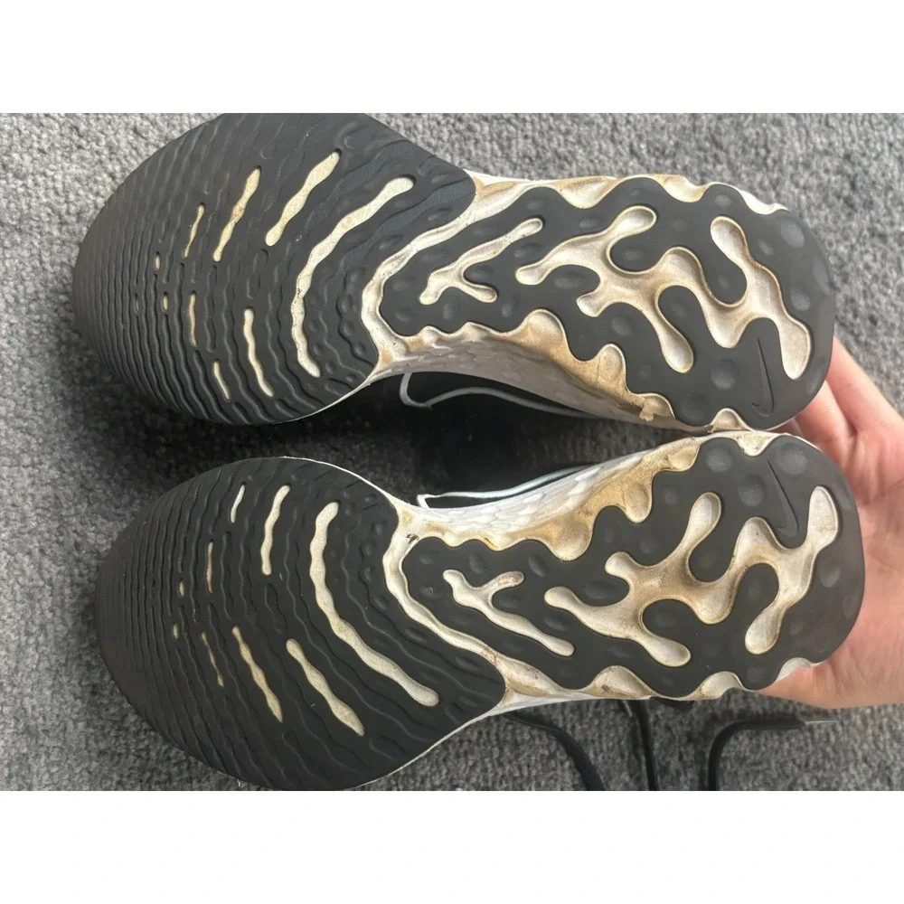 Nike React Infinity Run Flyknit 2 Women's‎ Shoes Size 8 Black Lace-Up Sneakers